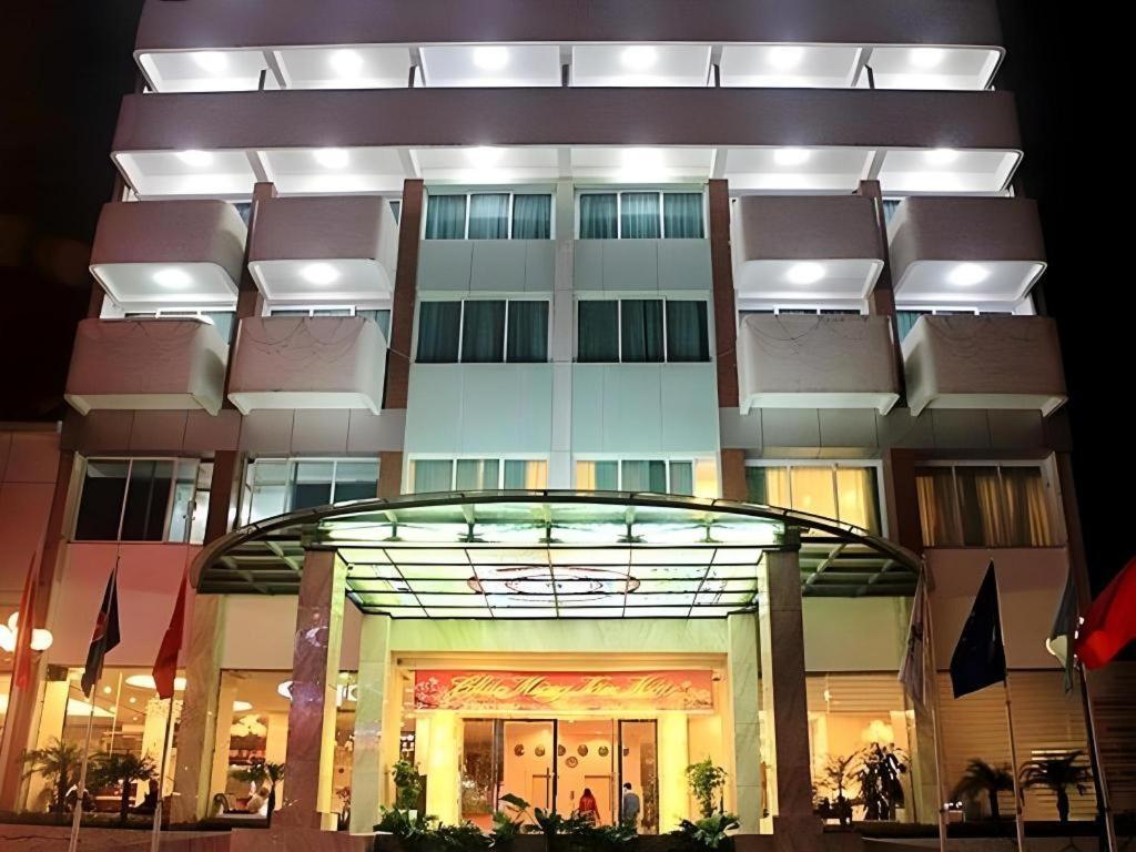 Huu Nghi Hotel Hai Phong Buitenkant foto